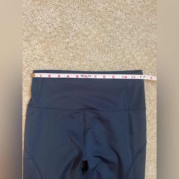 Marika gray leggings, size s - Picture 6 of 6